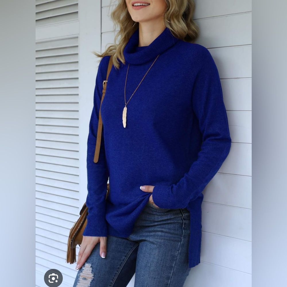 Royal Blue Women’s Pullover Sweater Size M